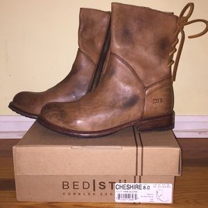 BED STU Cheshire size 8.0 color Tan Glove